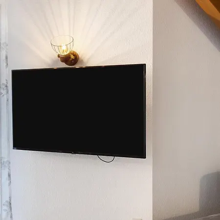 דירה Haus Ella *