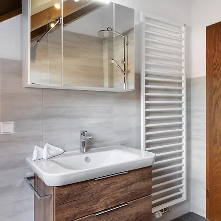 Haus Ella Apartment