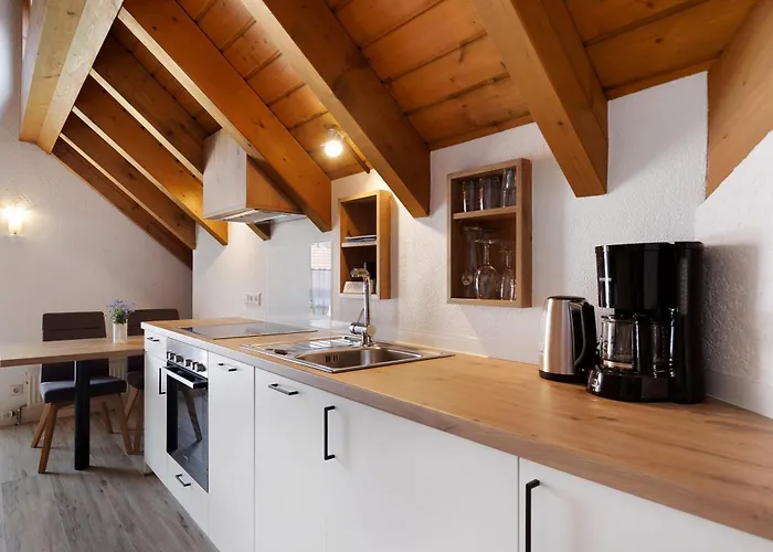 Haus Ella 孔菲尔德施瓦